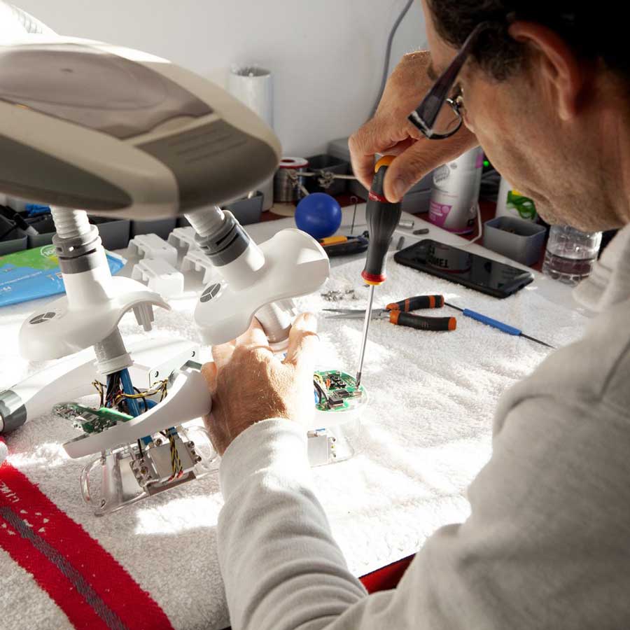 réparation d'un appareil médico-esthétique en atelier